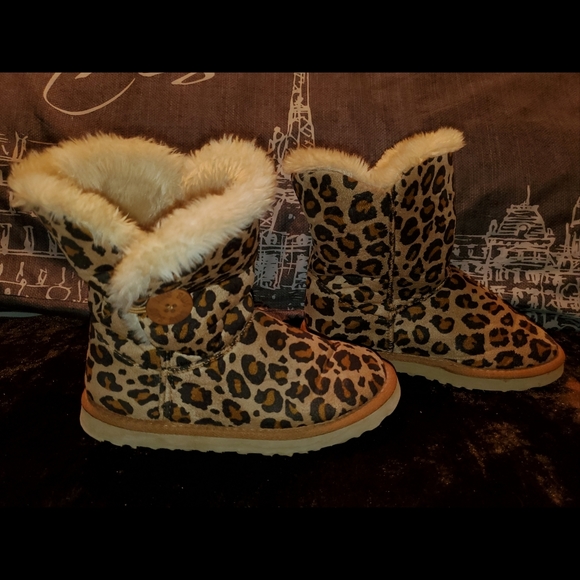 Leopard print boots/slippers - Picture 2 of 5